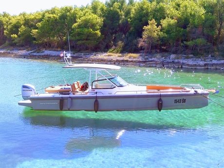 bateaux à moteur Croatie